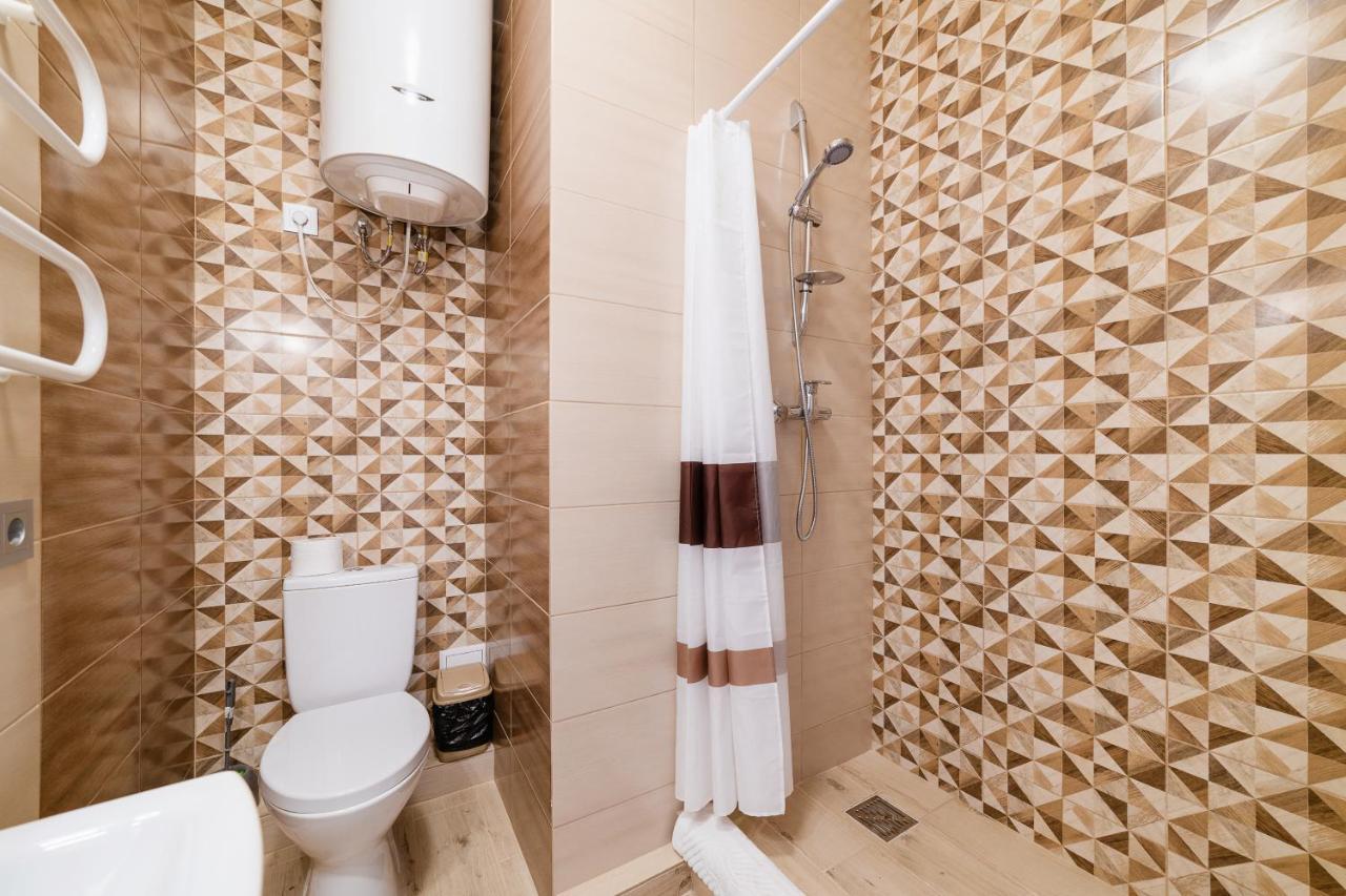 Apartamento Затишні Смарт-Квартири В Історичному Центрі! Úzhgorod Exterior foto