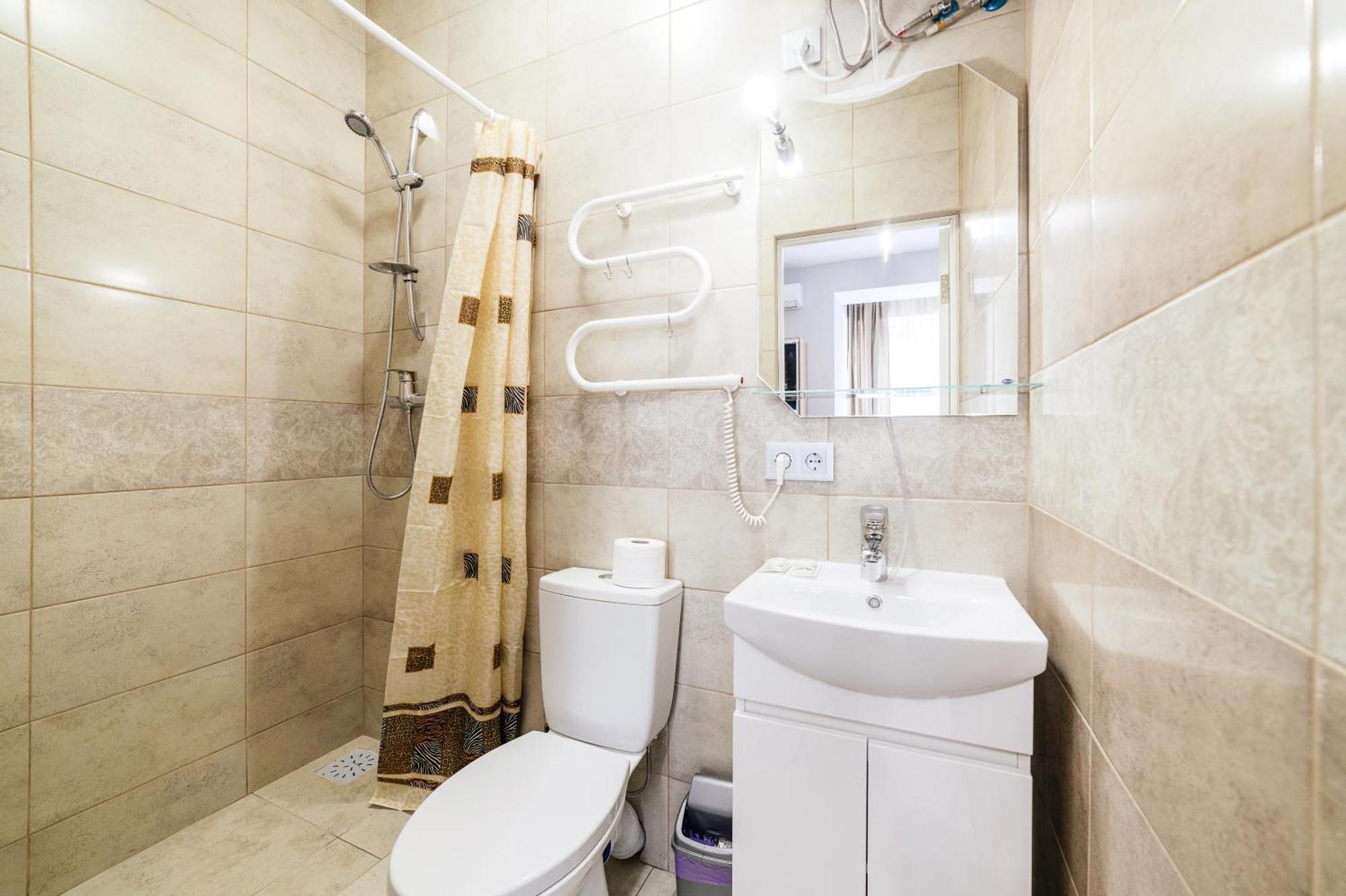 Apartamento Затишні Смарт-Квартири В Історичному Центрі! Úzhgorod Exterior foto